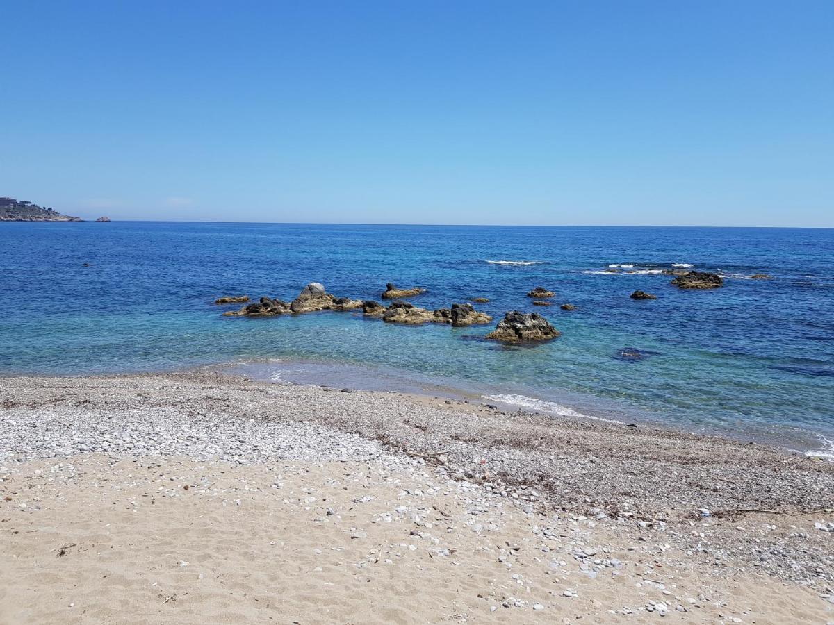 Blue Lagune Taormina Mare Экстерьер фото